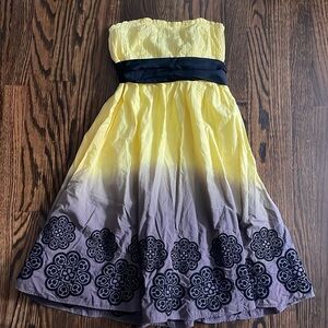 Anthropologie Lithe Strapless dipped dress